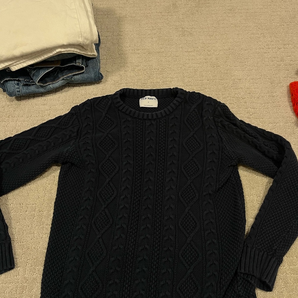 Old Navy Men's Black Crewneck Sweater
